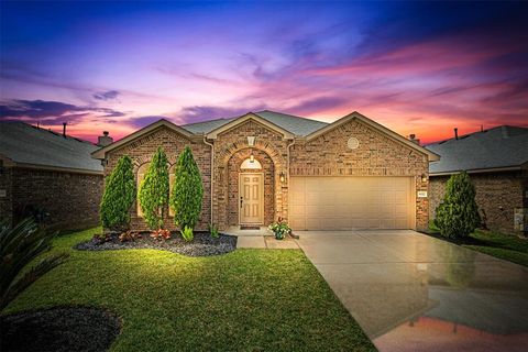 5022 Bay Lane Bacliff TX 77518