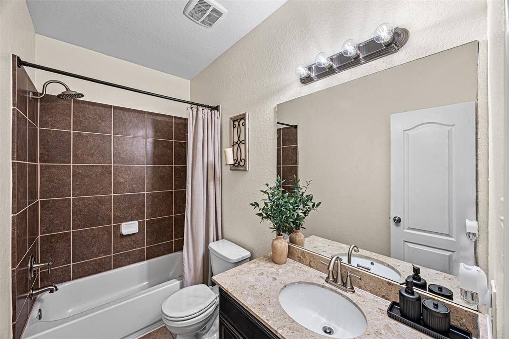 5022 Bay Lane, Bacliff, Texas image 12