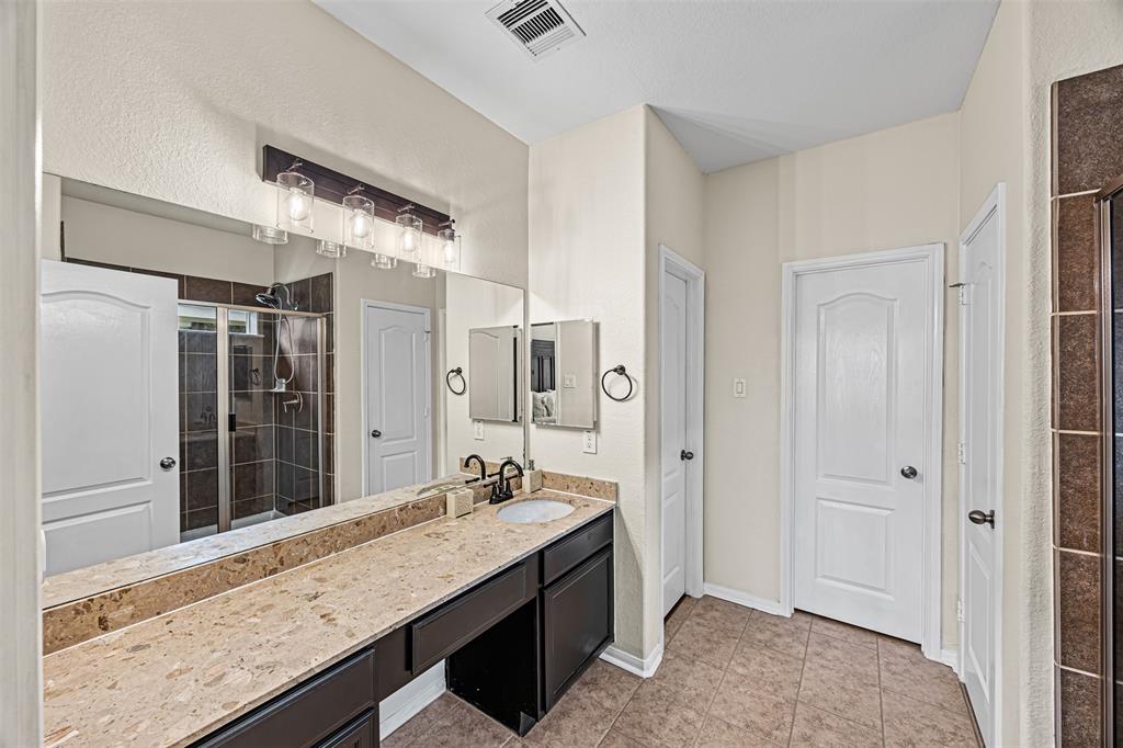 5022 Bay Lane, Bacliff, Texas image 16
