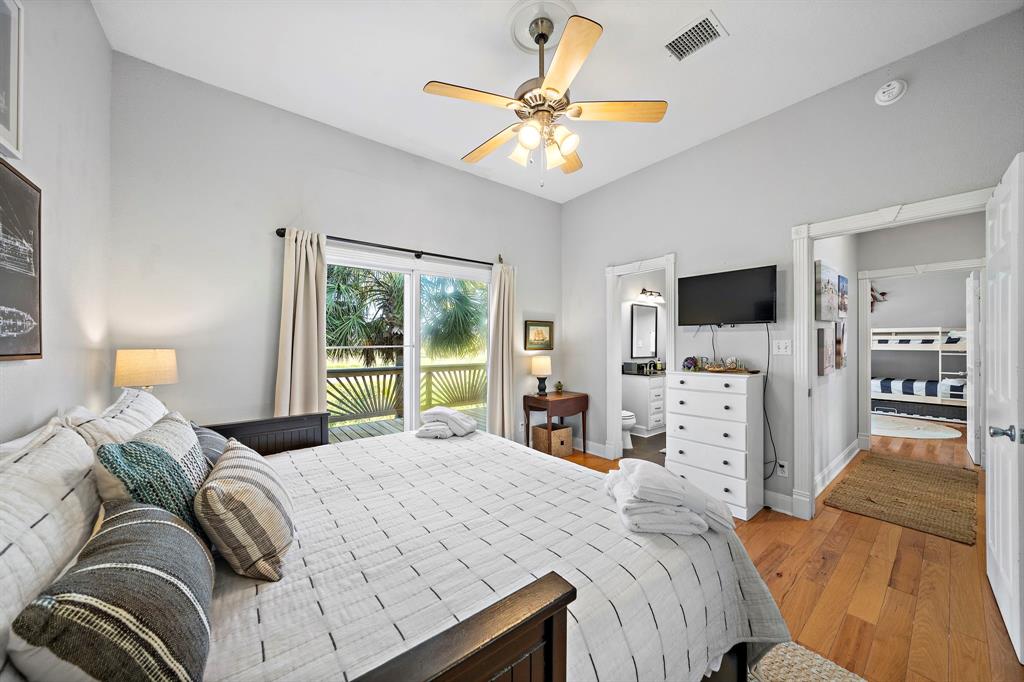 13826 Mutiny Lane, Galveston, Texas image 17