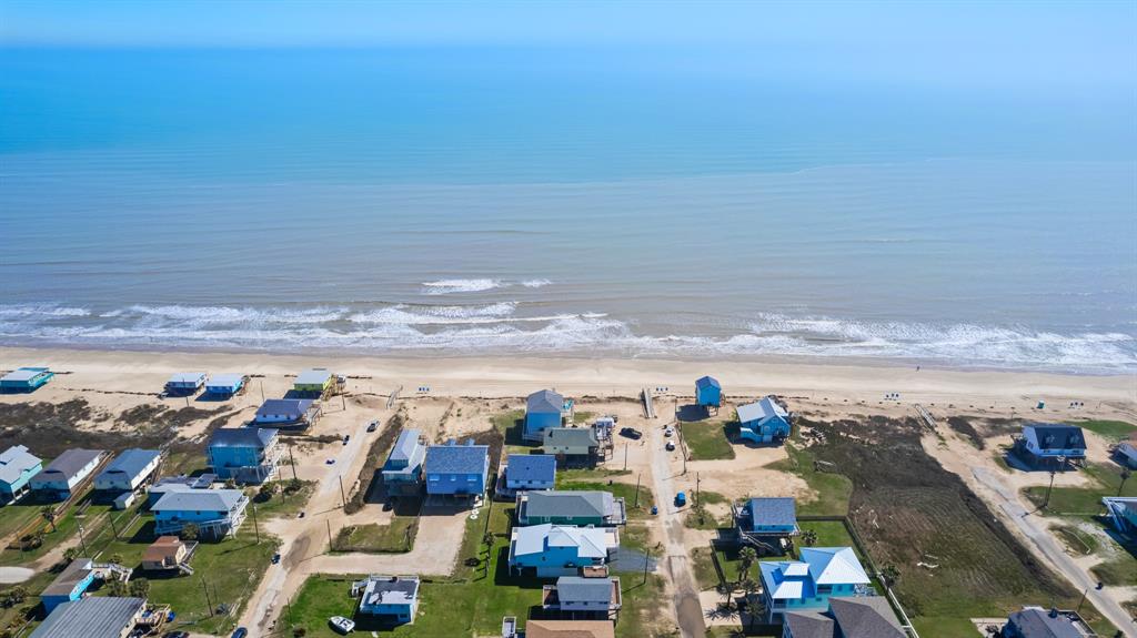 206 Sand Dune Court, Surfside Beach, Texas image 12