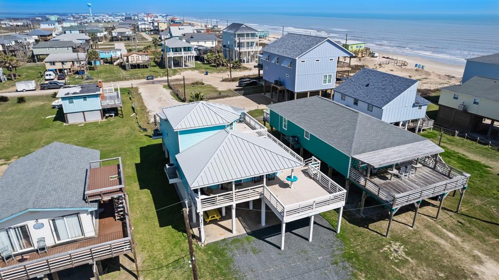 206 Sand Dune Court, Surfside Beach, Texas image 7