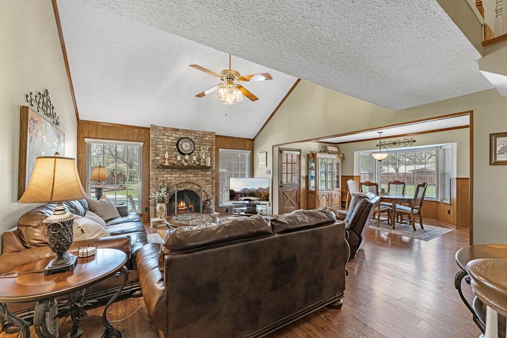 806 Riverside Drive, Alvin, Texas image 15