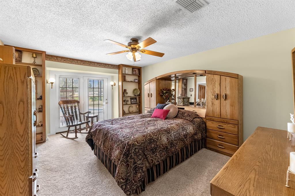 806 Riverside Drive, Alvin, Texas image 16
