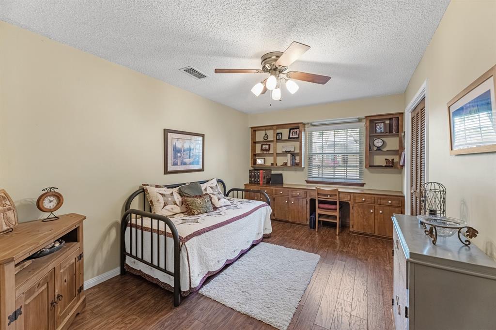 806 Riverside Drive, Alvin, Texas image 22