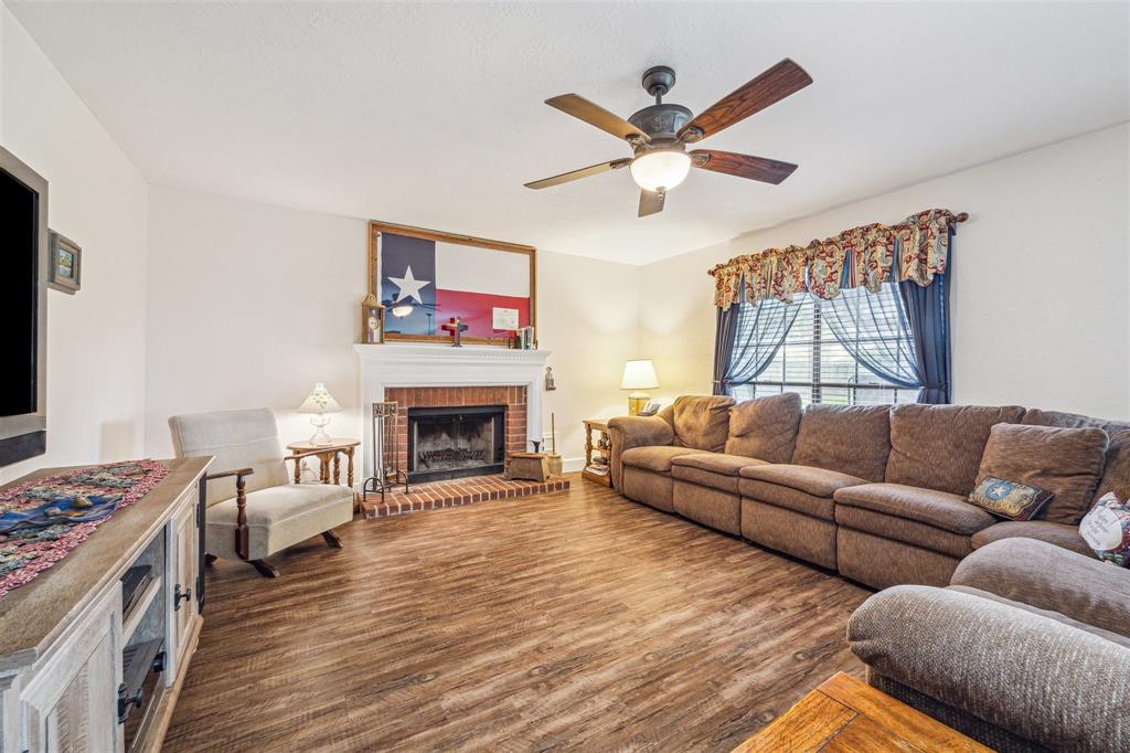 4207 Stoney View Drive, Pasadena, Texas image 6