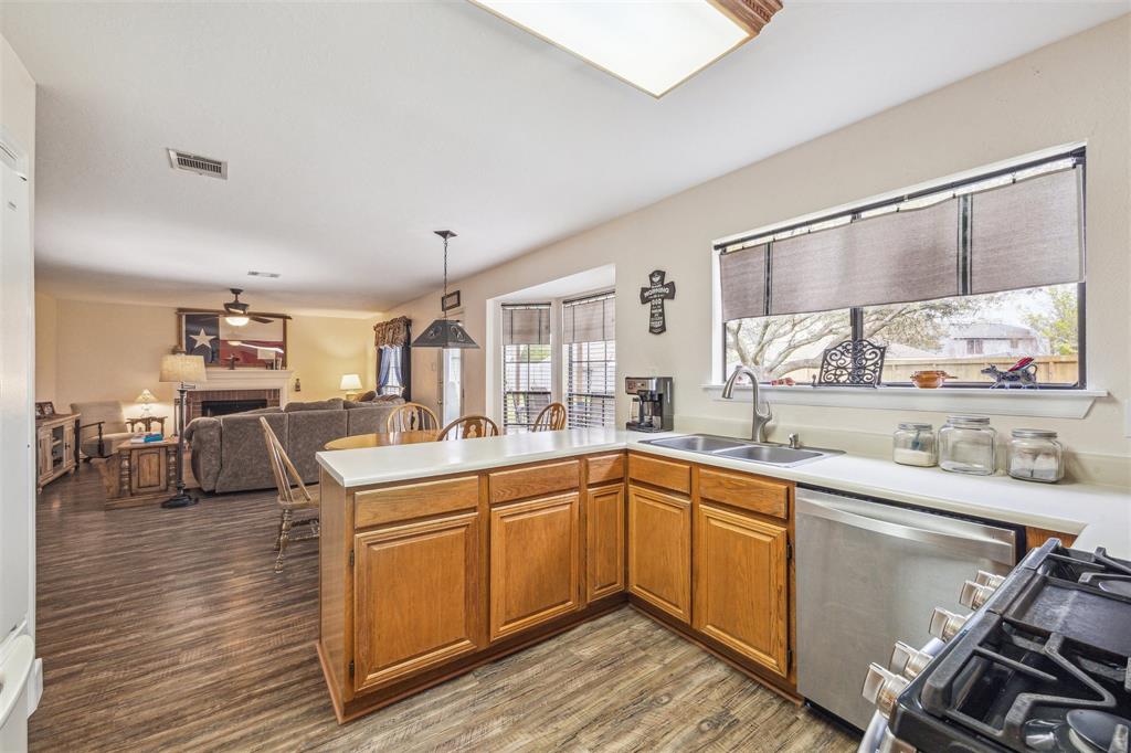 4207 Stoney View Drive, Pasadena, Texas image 8