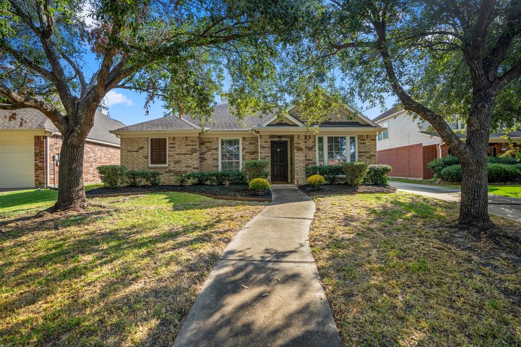 18418 Half Moon Trail, Humble, Texas image 2