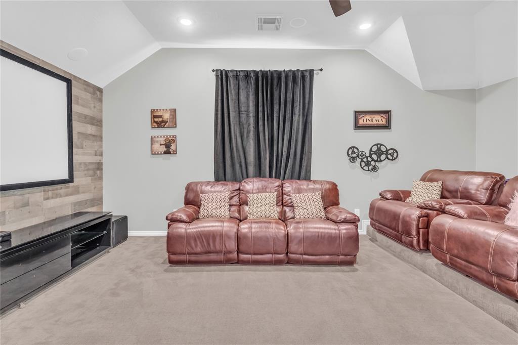 2402 Legends Gate Drive, Spring, Texas image 40