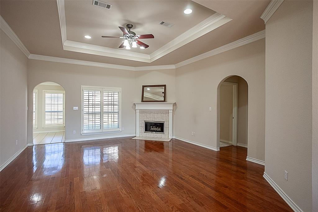 518 Roanoke Drive, Port Neches, Texas image 4