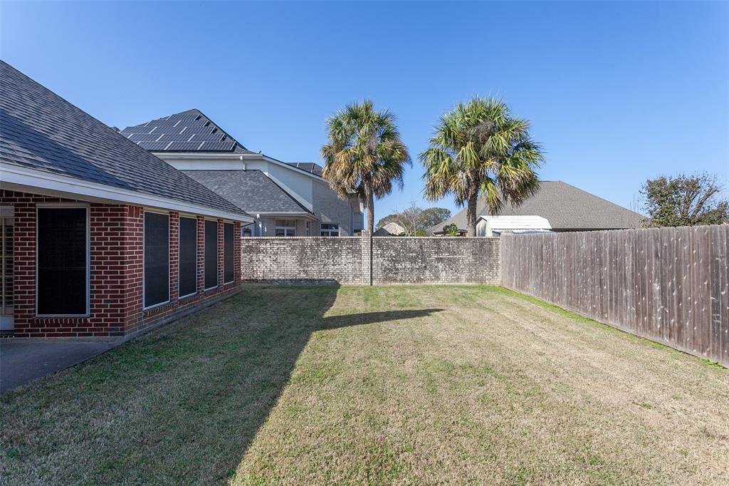 518 Roanoke Drive, Port Neches, Texas image 23