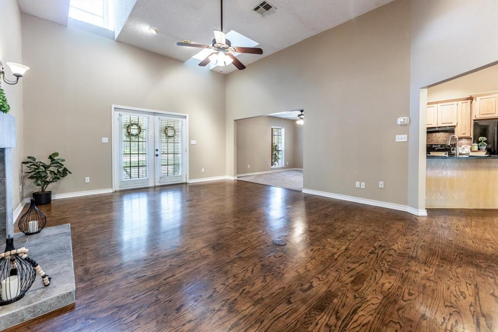 304 Inverness Street, Huntsville, Texas image 8