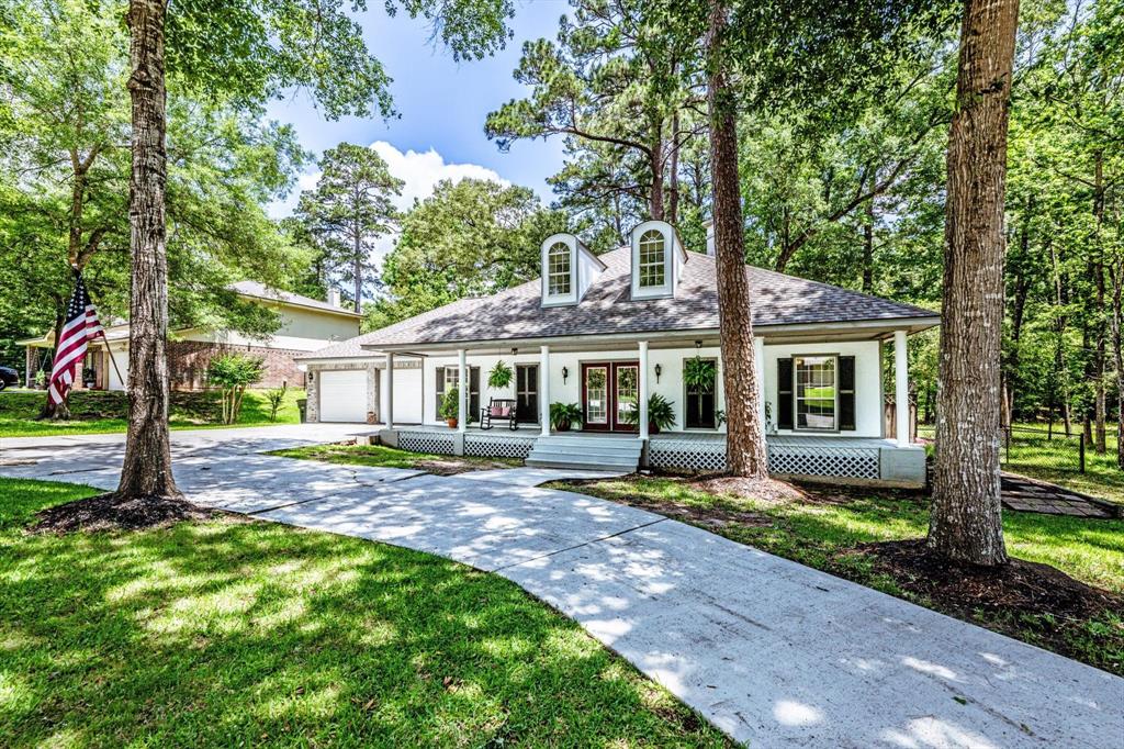304 Inverness Street, Huntsville, Texas image 2