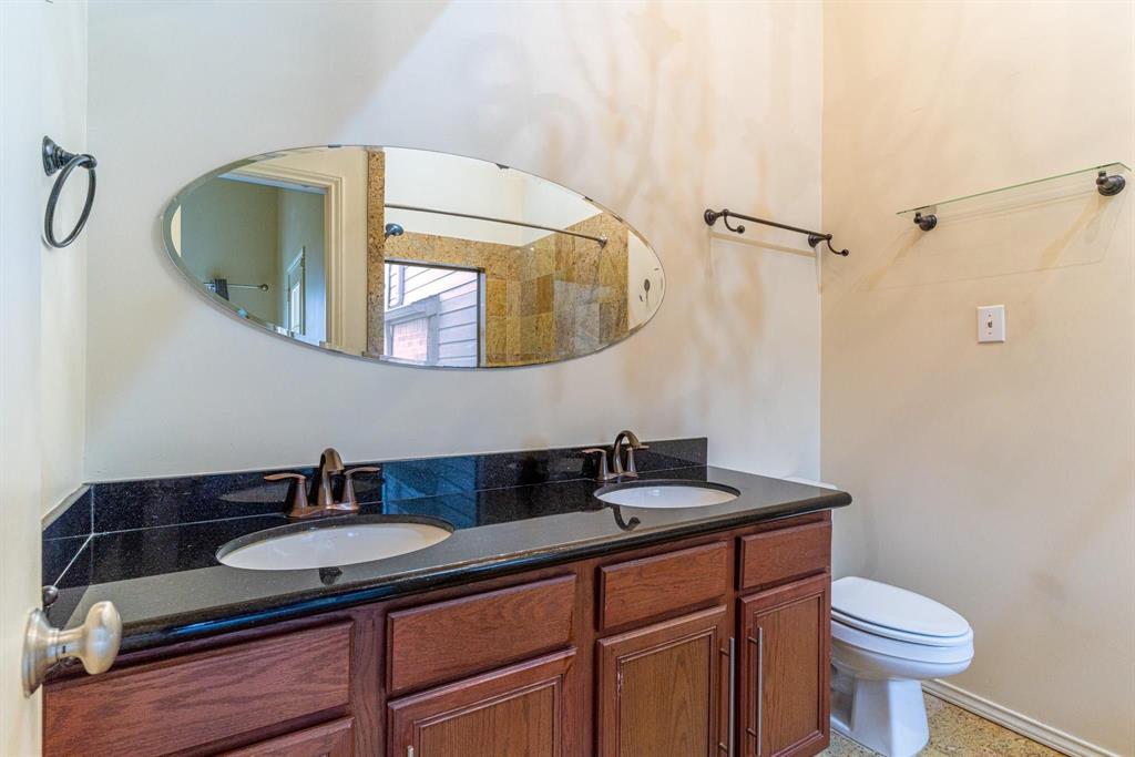 2023 Gentryside Drive #202, Houston, Texas image 6