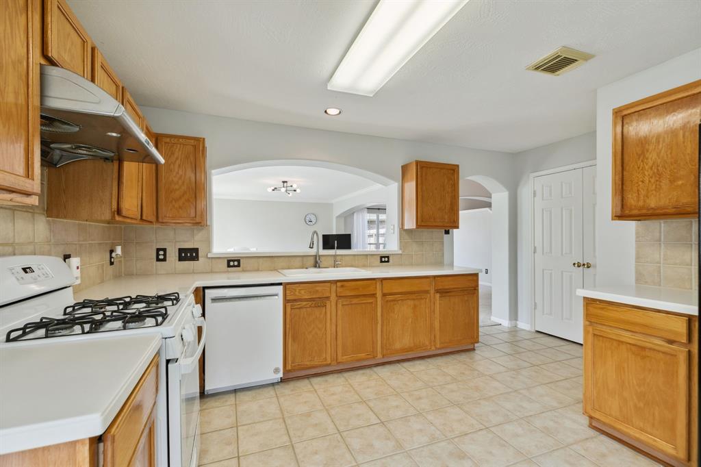 19710 Ringwald Court, Spring, Texas image 14