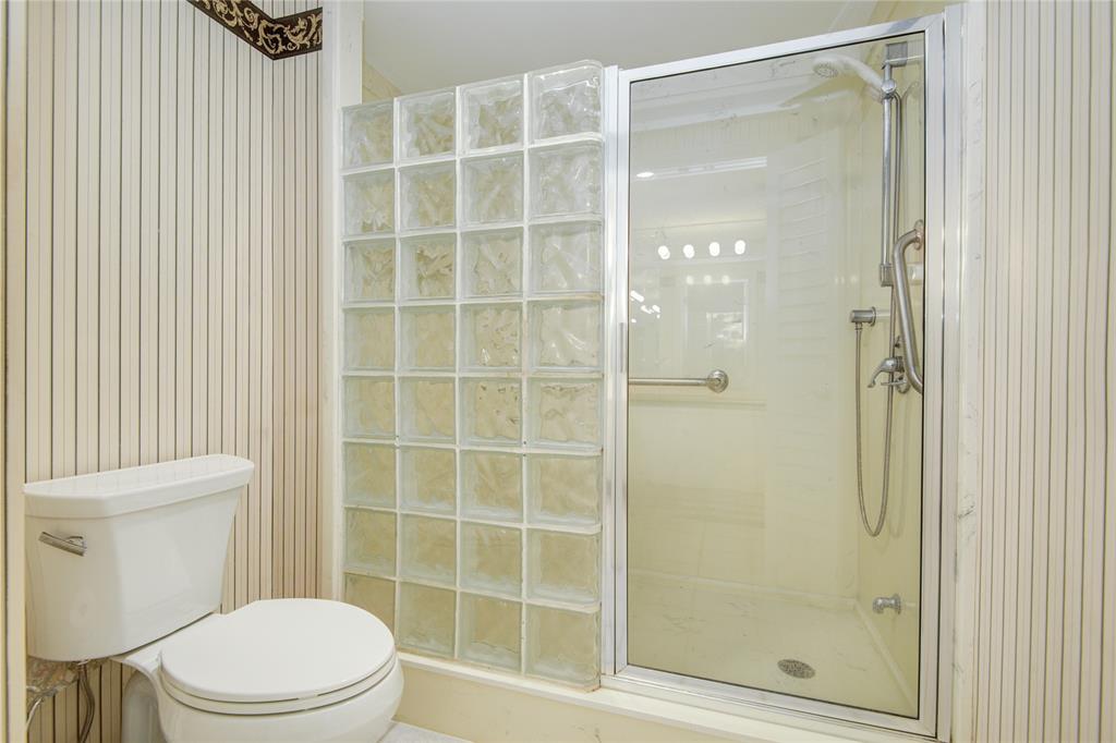 14655 Champion Forest Drive #1104, Houston, Texas image 16