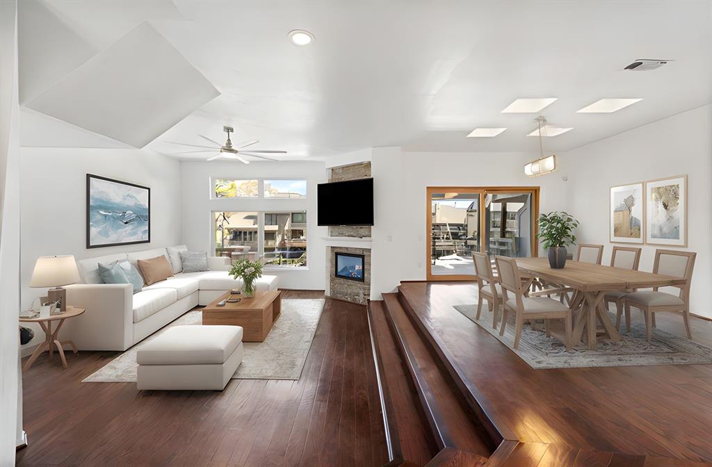18205 Sandy Cove, Houston, Texas image 2