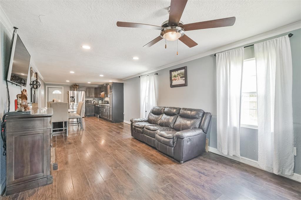 1115 Turner Street, Baytown, Texas image 4
