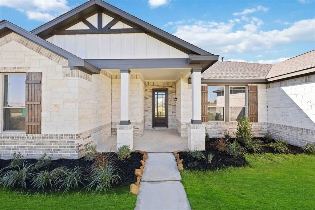 115 Valley Ranch Trail, Dayton, Texas image 2