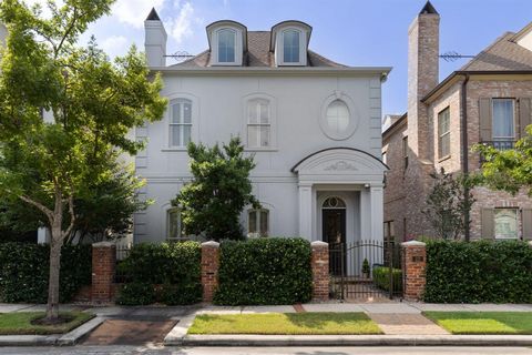 22 Jetty Point Drive The Woodlands TX 77380