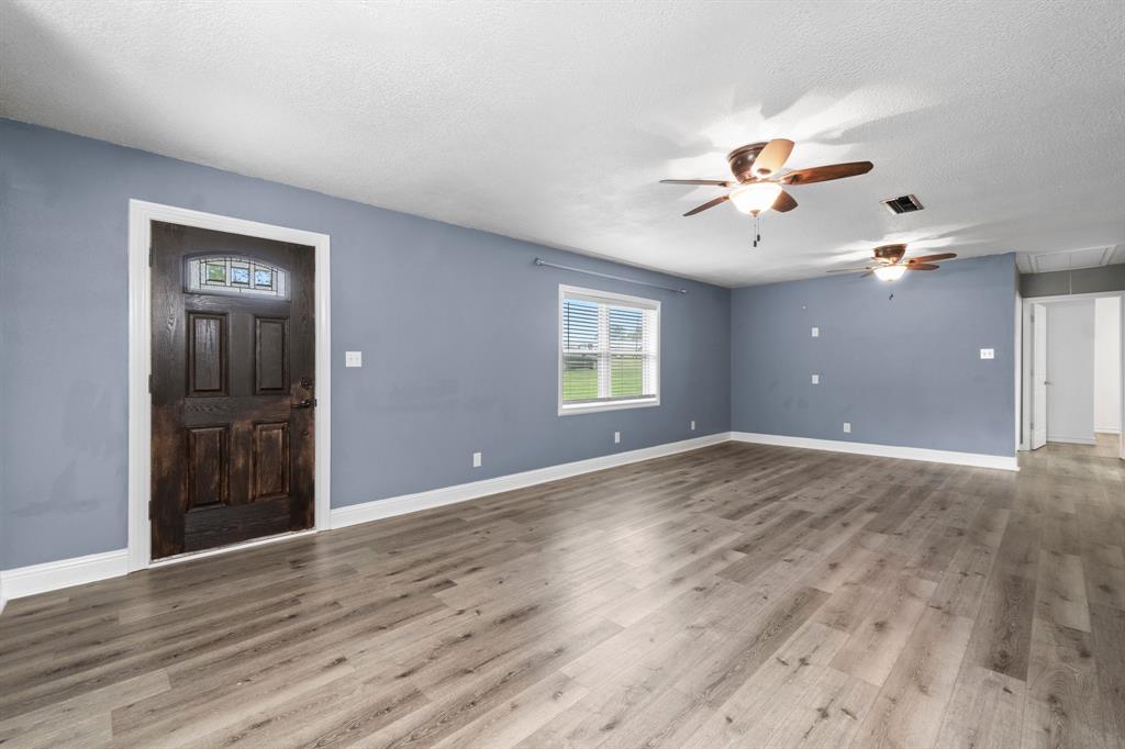 139 Florence Drive, Onalaska, Texas image 8