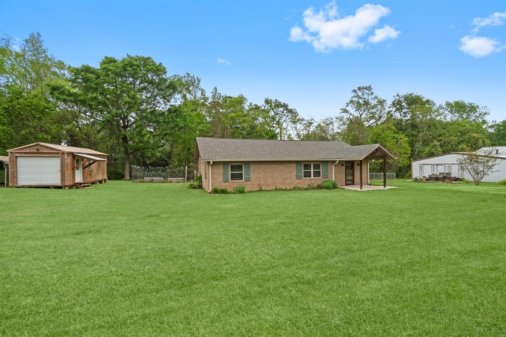 139 Florence Drive, Onalaska, Texas image 1