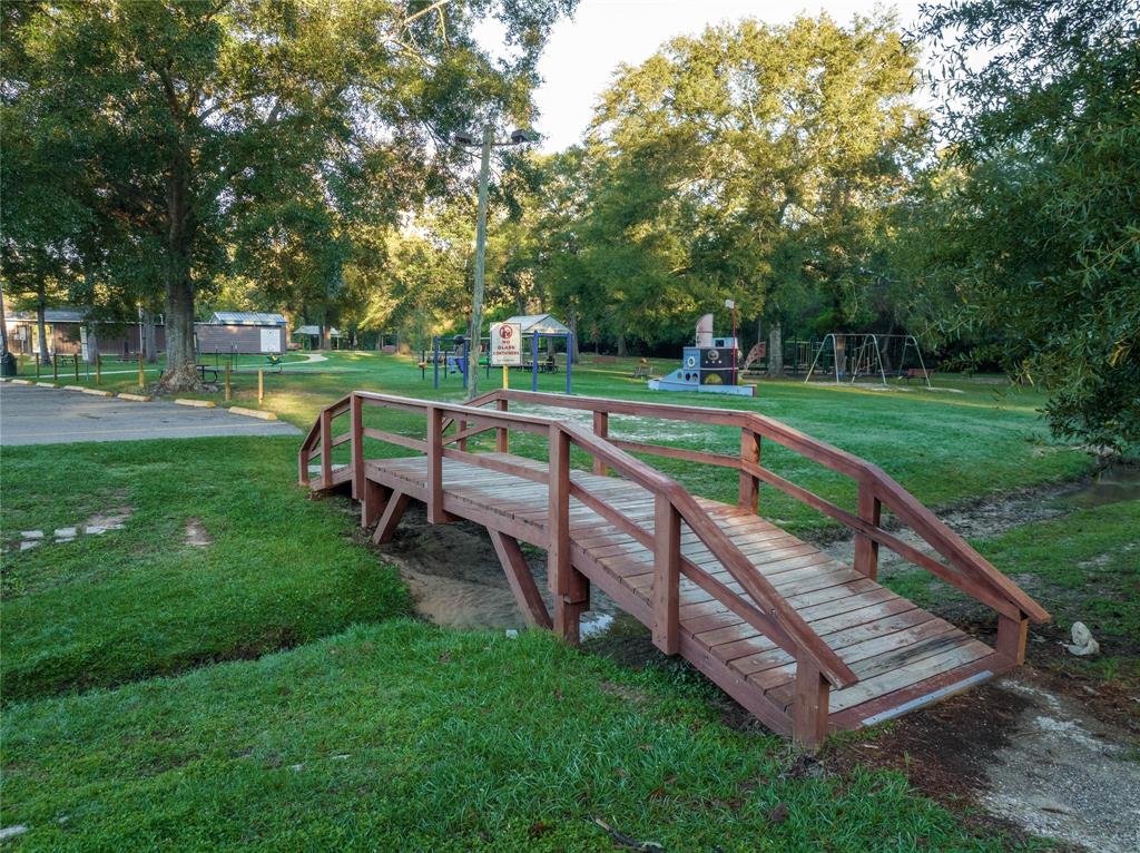 2807 Parthenon Place, New Caney, Texas image 5