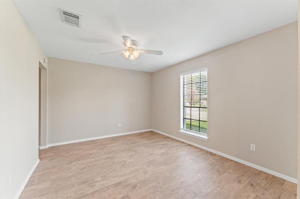 5507 Lynngate Drive