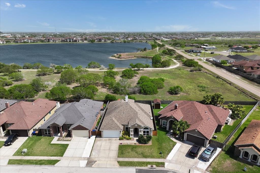 7522 South Lake Drive
