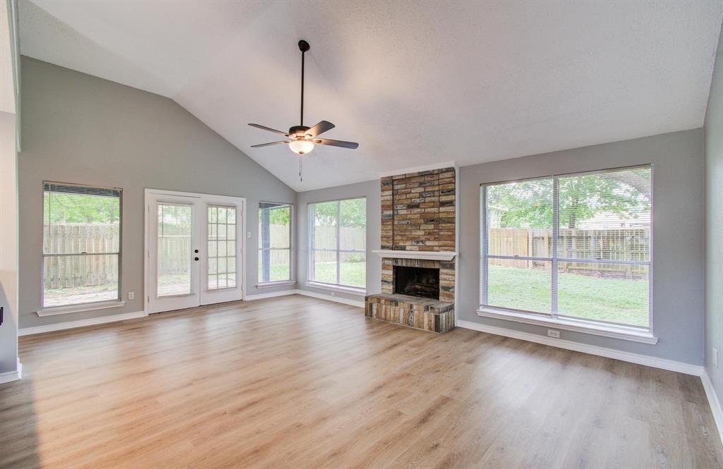 13215 Bunker Hill Drive, Willis, Texas image 6