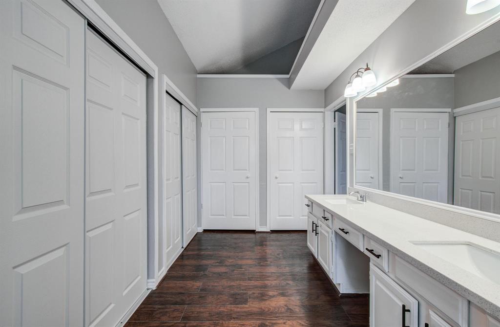 13215 Bunker Hill Drive, Willis, Texas image 29