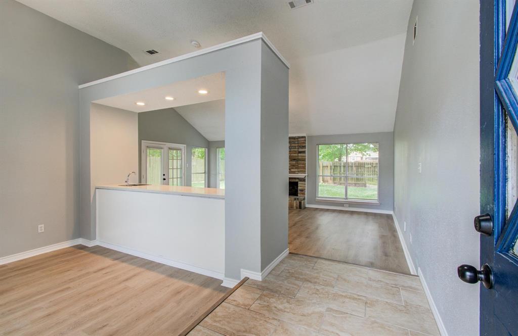 13215 Bunker Hill Drive, Willis, Texas image 4