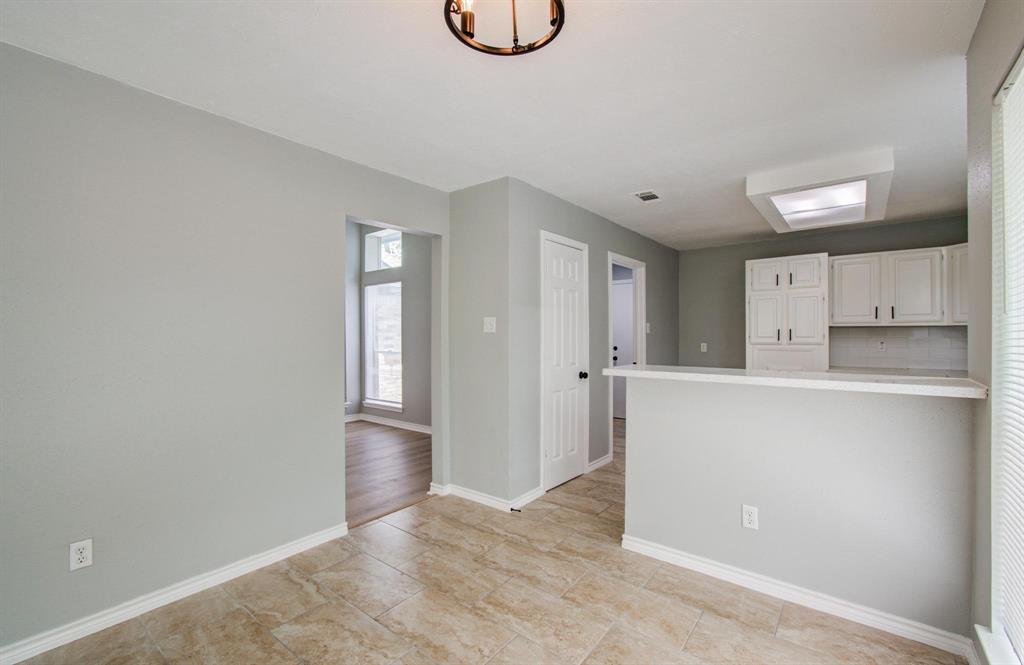 13215 Bunker Hill Drive, Willis, Texas image 14
