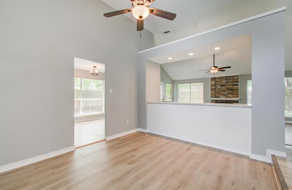 13215 Bunker Hill Drive, Willis, Texas image 11