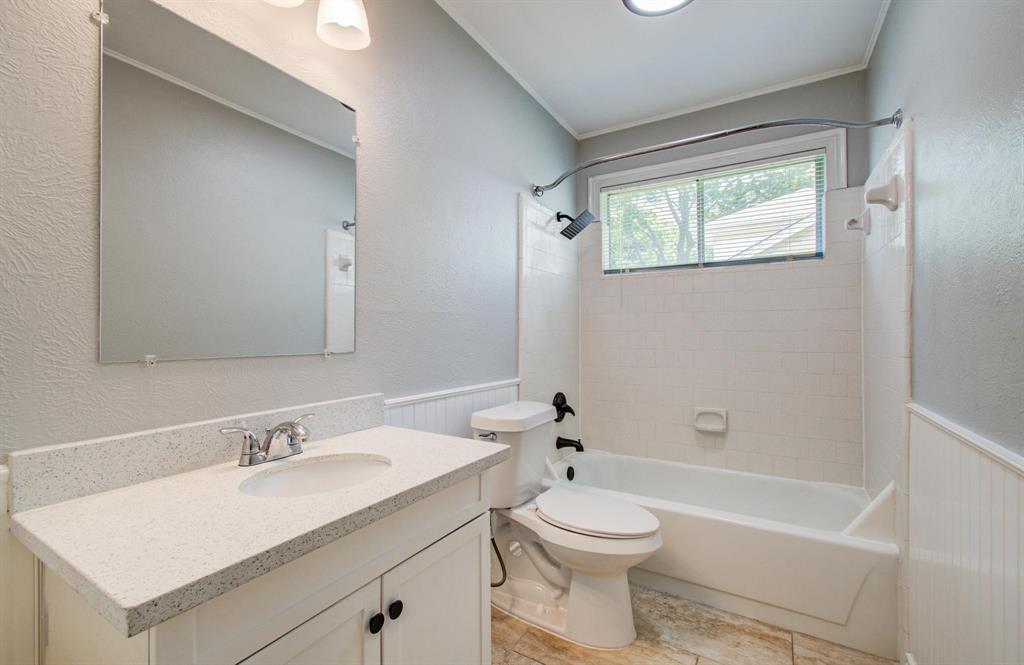 13215 Bunker Hill Drive, Willis, Texas image 36