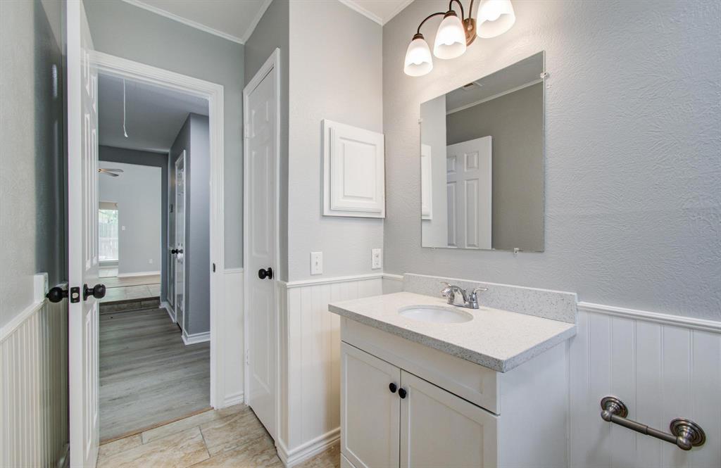 13215 Bunker Hill Drive, Willis, Texas image 37