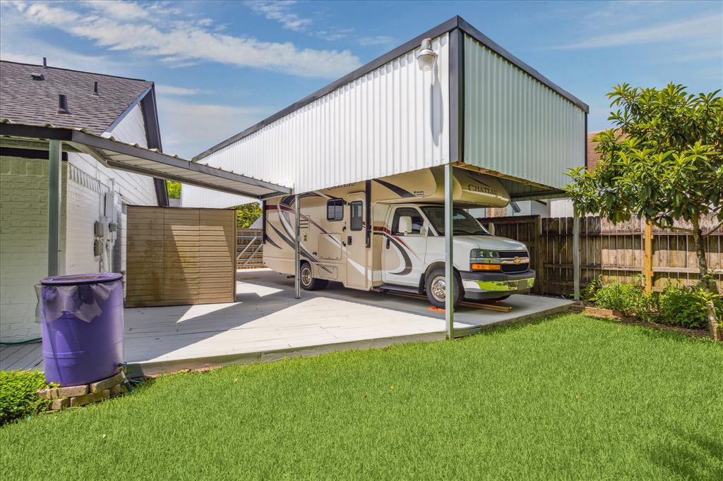 2301 Colleen Drive, Pearland, Texas image 30