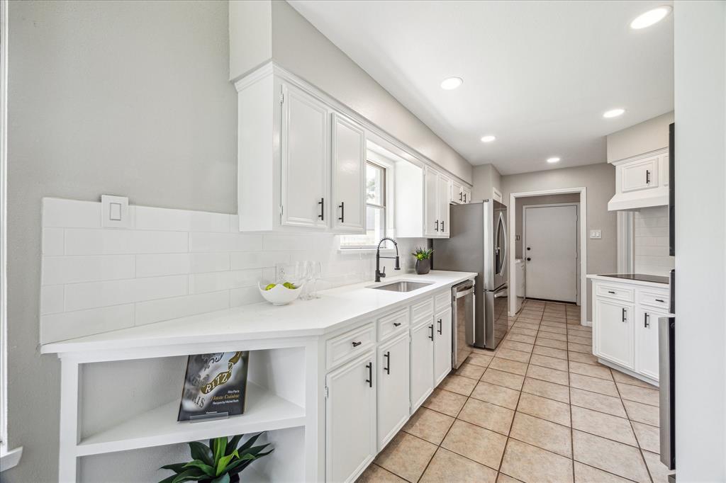 2301 Colleen Drive, Pearland, Texas image 13