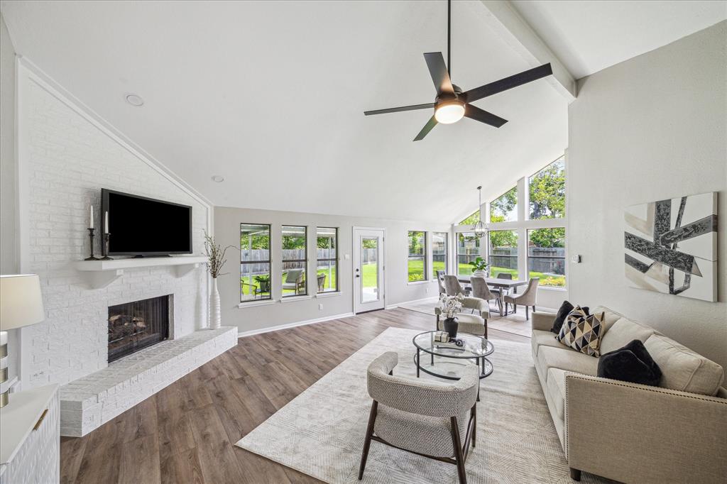 2301 Colleen Drive, Pearland, Texas image 9