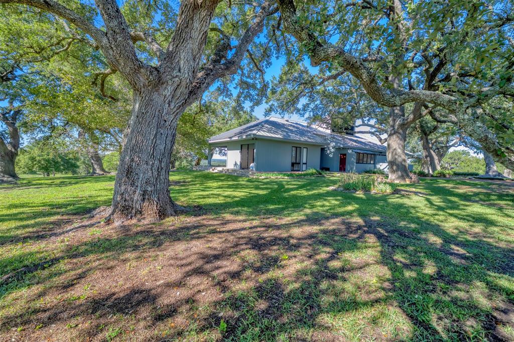 10209 Seward Plantation Road, Brenham, Texas image 26
