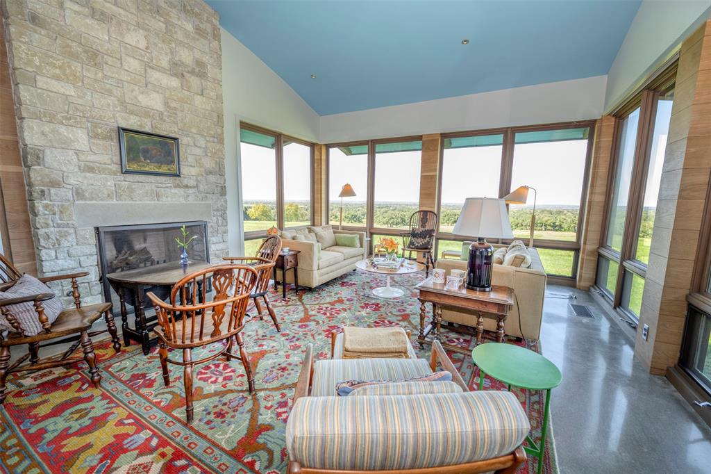 10209 Seward Plantation Road, Brenham, Texas image 10