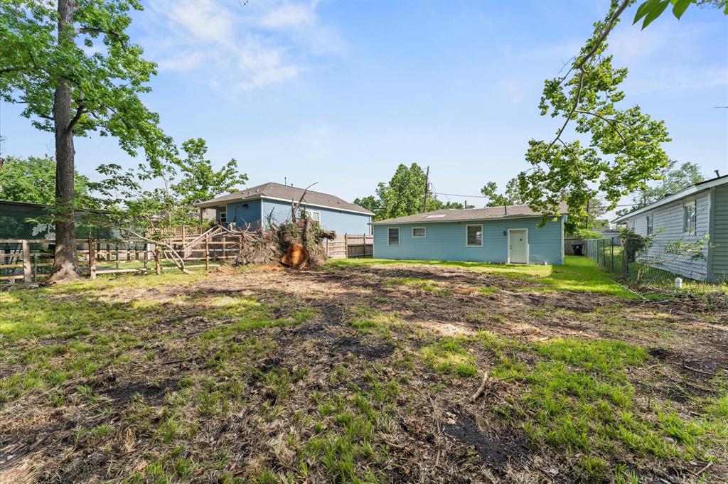 8121 Woodlyn Road, Houston, Texas image 12