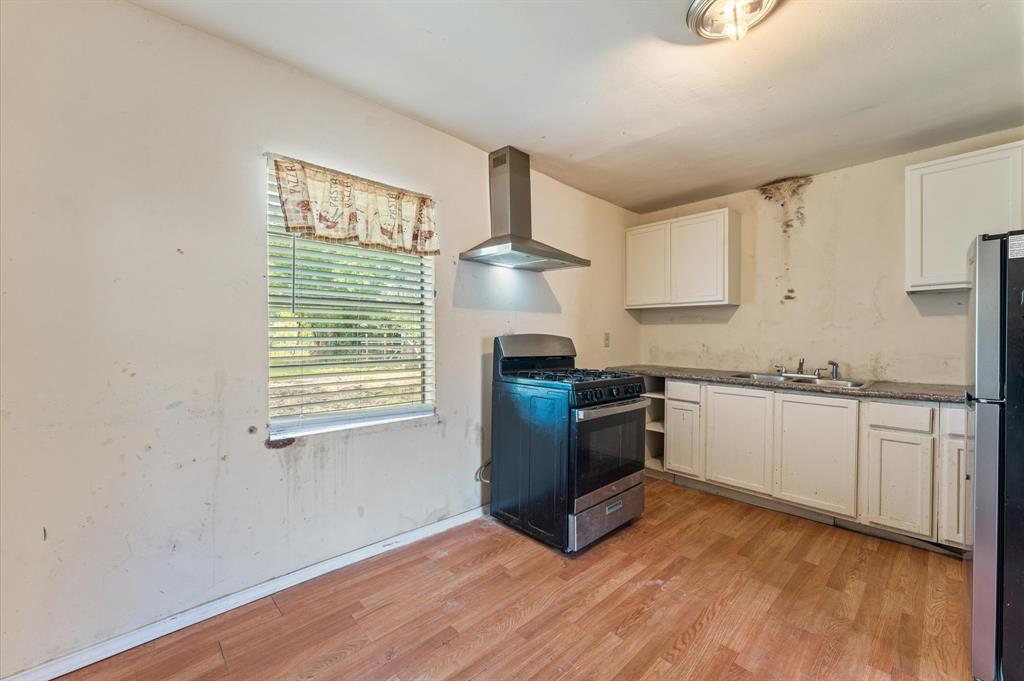 8121 Woodlyn Road, Houston, Texas image 7