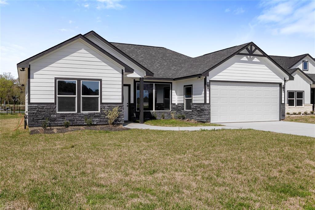 44 Meadow Lake Drive, Trinity, Texas image 3