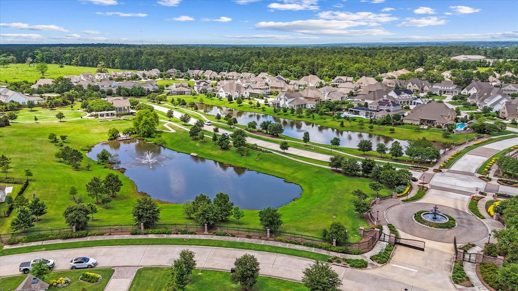 2221 Salt Grass Trail, Conroe, Texas image 45