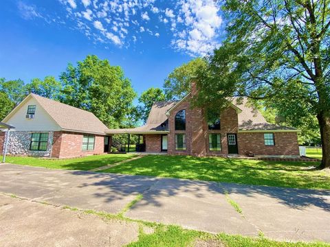 Photo of 328 Mcguire Road, Lufkin, TX 75901 (MLS # 30777961)