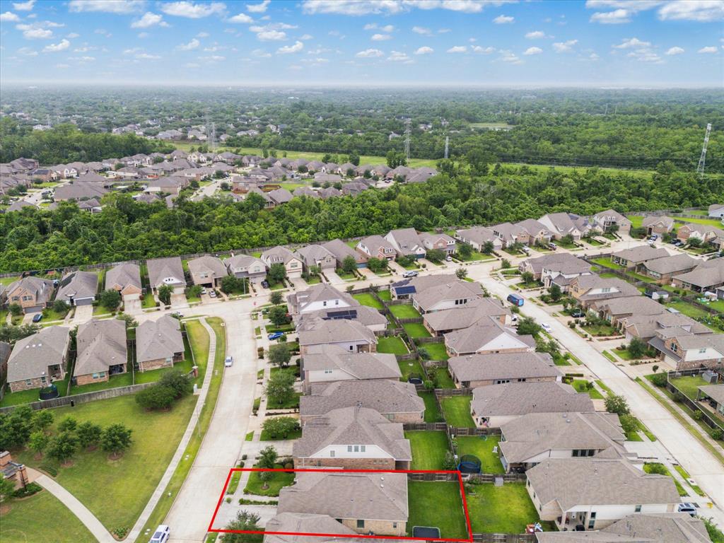 2518 Duke Heights Lane, Missouri City, Texas image 33