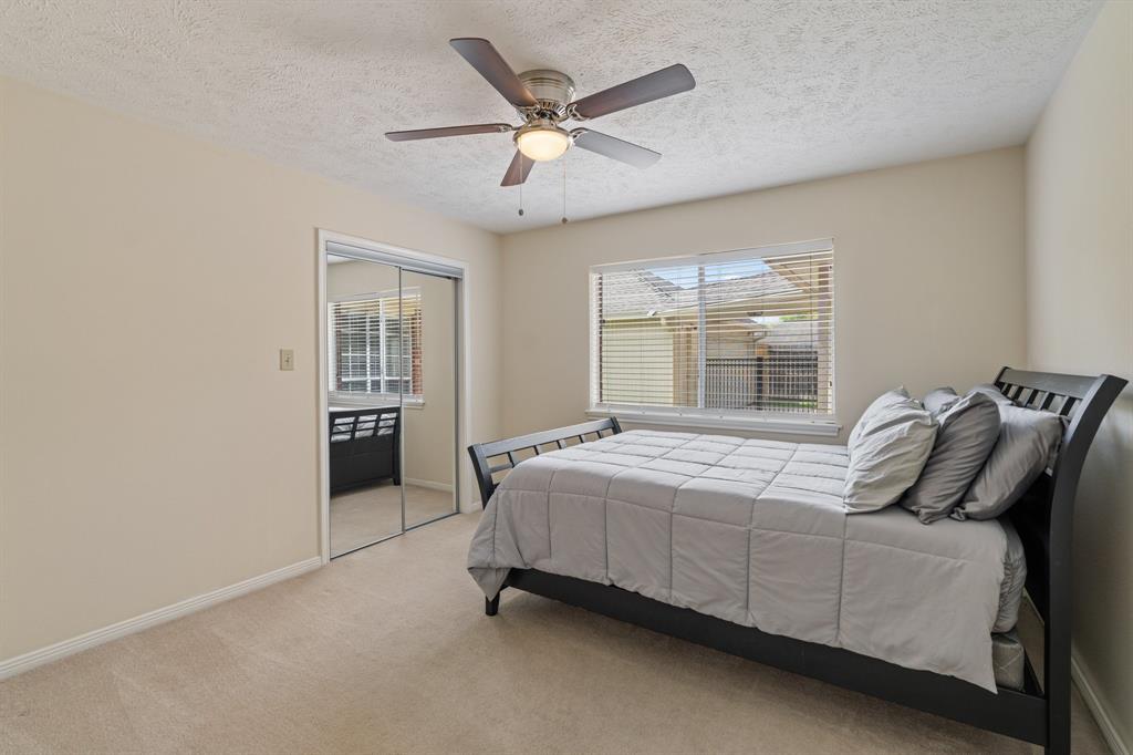 3906 E Wisteria Circle, Sugar Land, Texas image 20