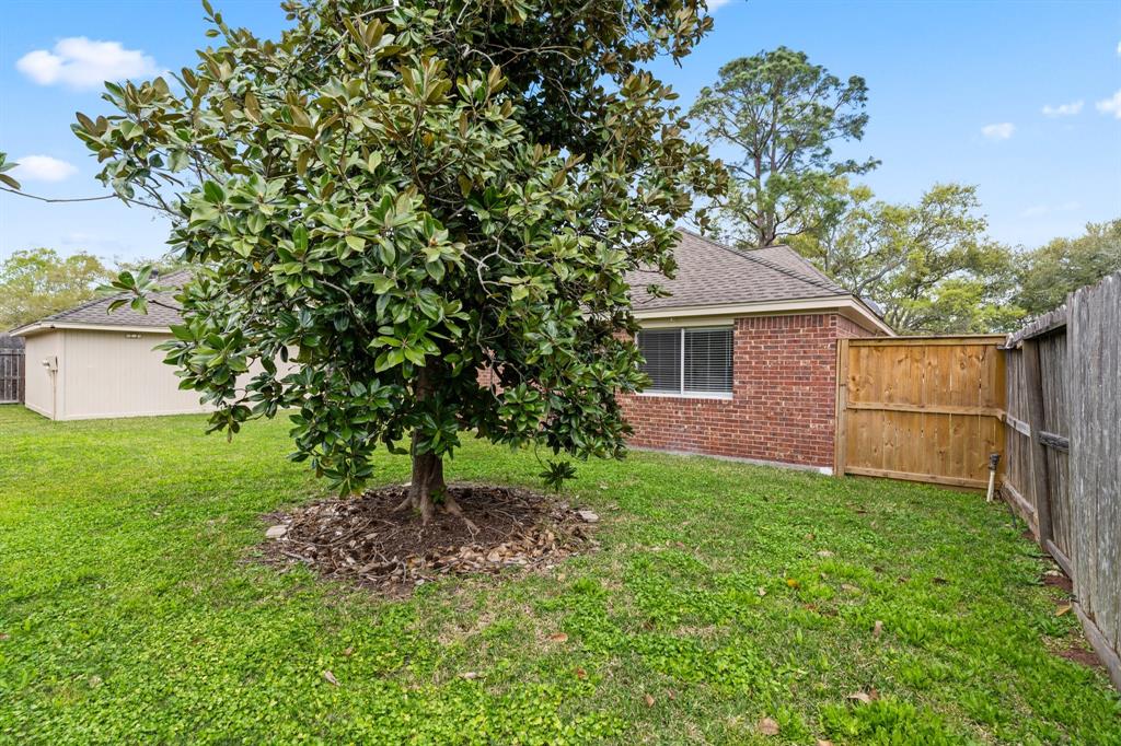 3906 E Wisteria Circle, Sugar Land, Texas image 28