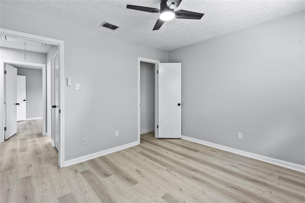 3222 Three Pines Drive, Houston, Texas image 22